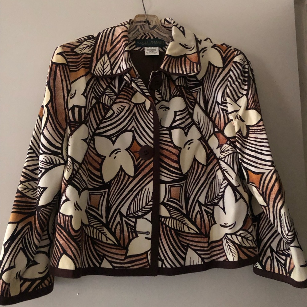 Harve Bernard Brown and White exotic Patterned Jacket Size 12